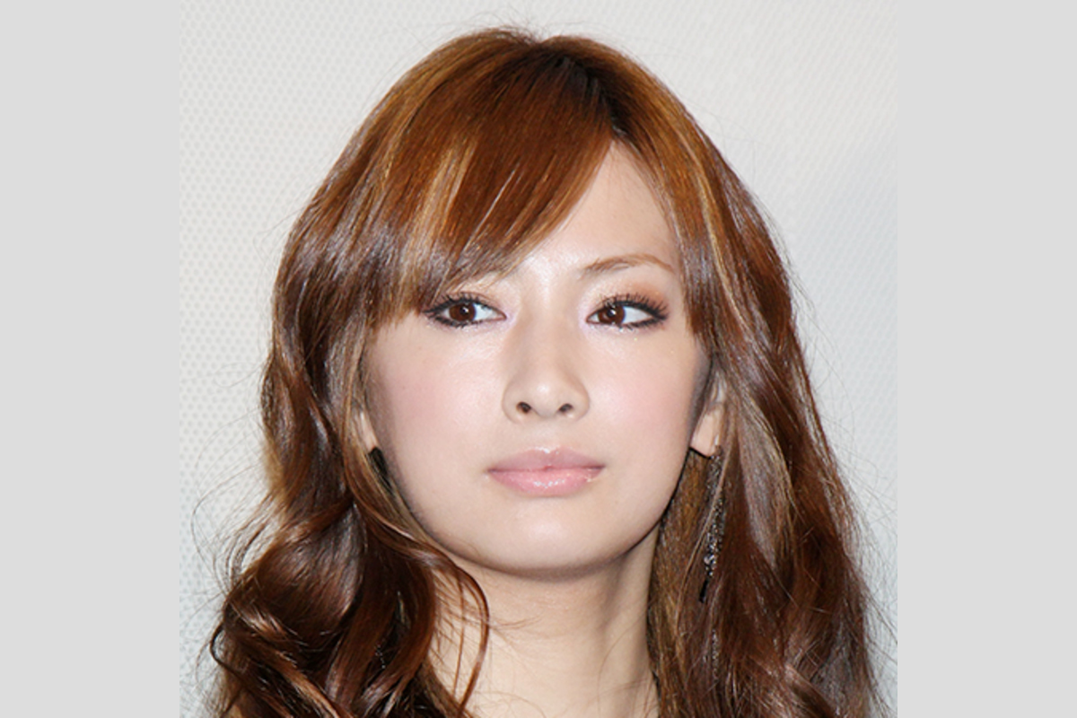 北川景子がデビュー作から続く長髪をばっさり切って 芸能生活で初のショートカット Asageimuse